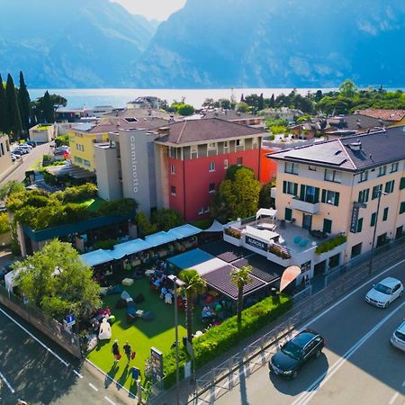 Hotel Aurora & Appartamenti Torbole Sul Garda Buitenkant foto