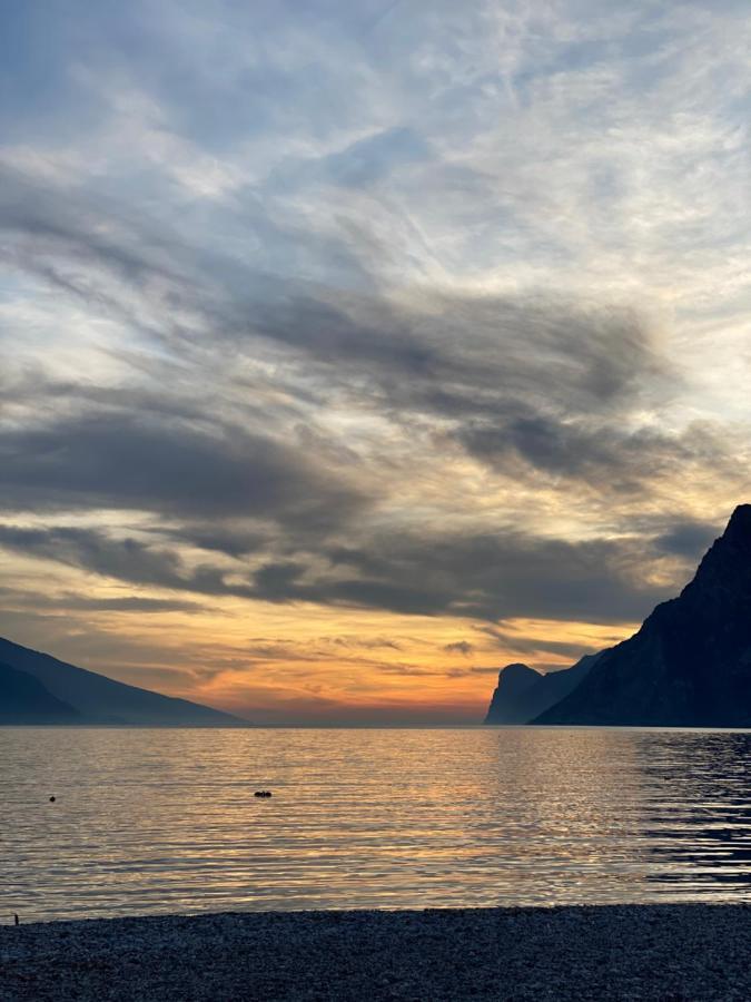 Hotel Aurora & Appartamenti Torbole Sul Garda Buitenkant foto