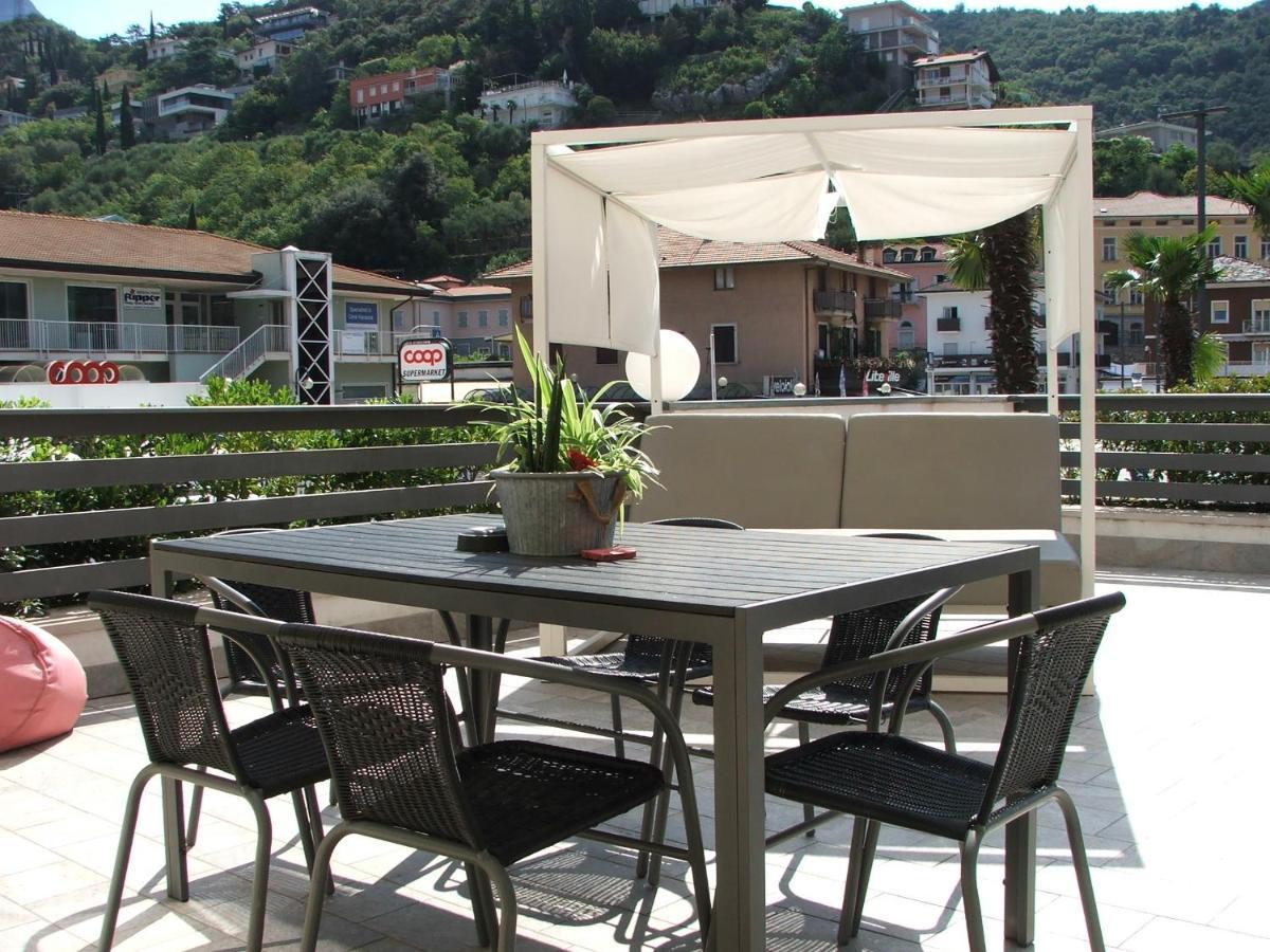 Hotel Aurora & Appartamenti Torbole Sul Garda Buitenkant foto