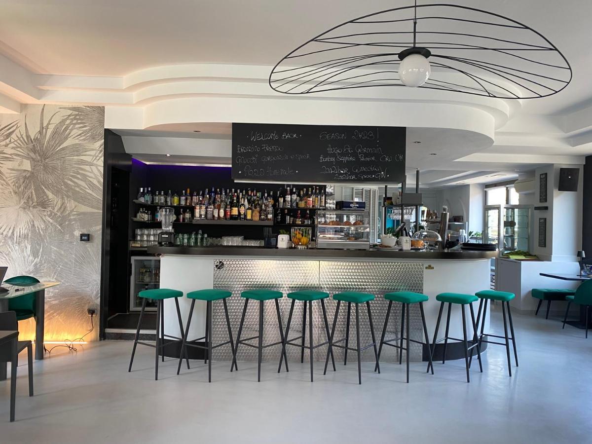 Hotel Aurora & Appartamenti Torbole Sul Garda Buitenkant foto