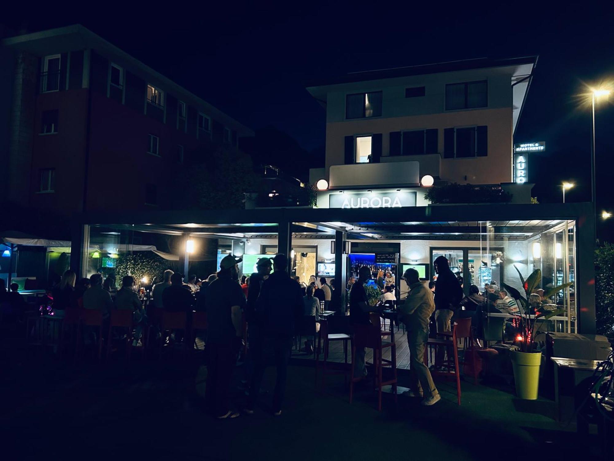 Hotel Aurora & Appartamenti Torbole Sul Garda Buitenkant foto